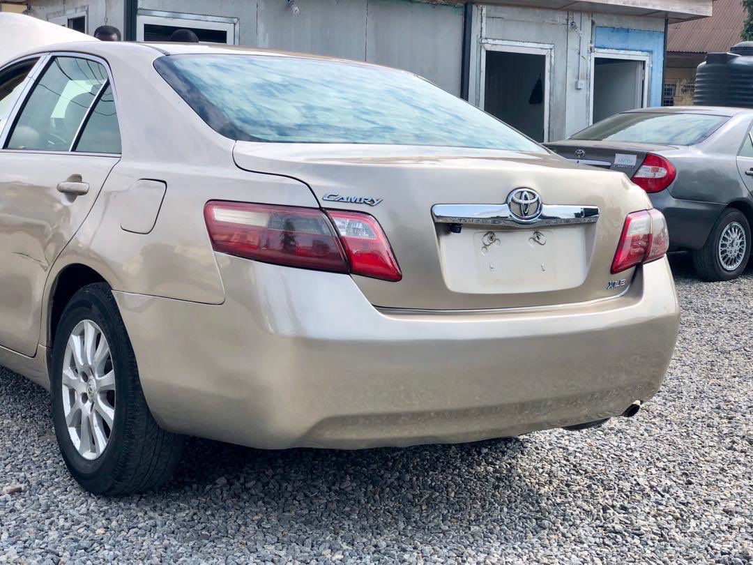 2008Toyota Camry Registered. Toks standard Price:1.8m