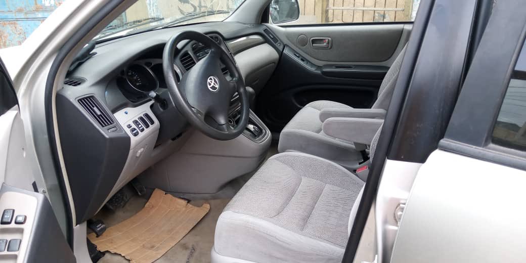 2005Toyota Highlander Foreign used Price:2.4m