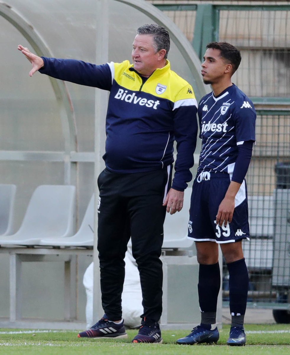 BidvestWits's tweet photo. Bidvest Wits academy graduate Janovane September made his debut for #TheCleverBoys yesterday. 

Welcome to the big league, Janovane: It's our pleasure to have you! 👏🏾

#Nakanjani #AbsaPrem ⚪️🔵 https://t.co/MY8qokk4Hs