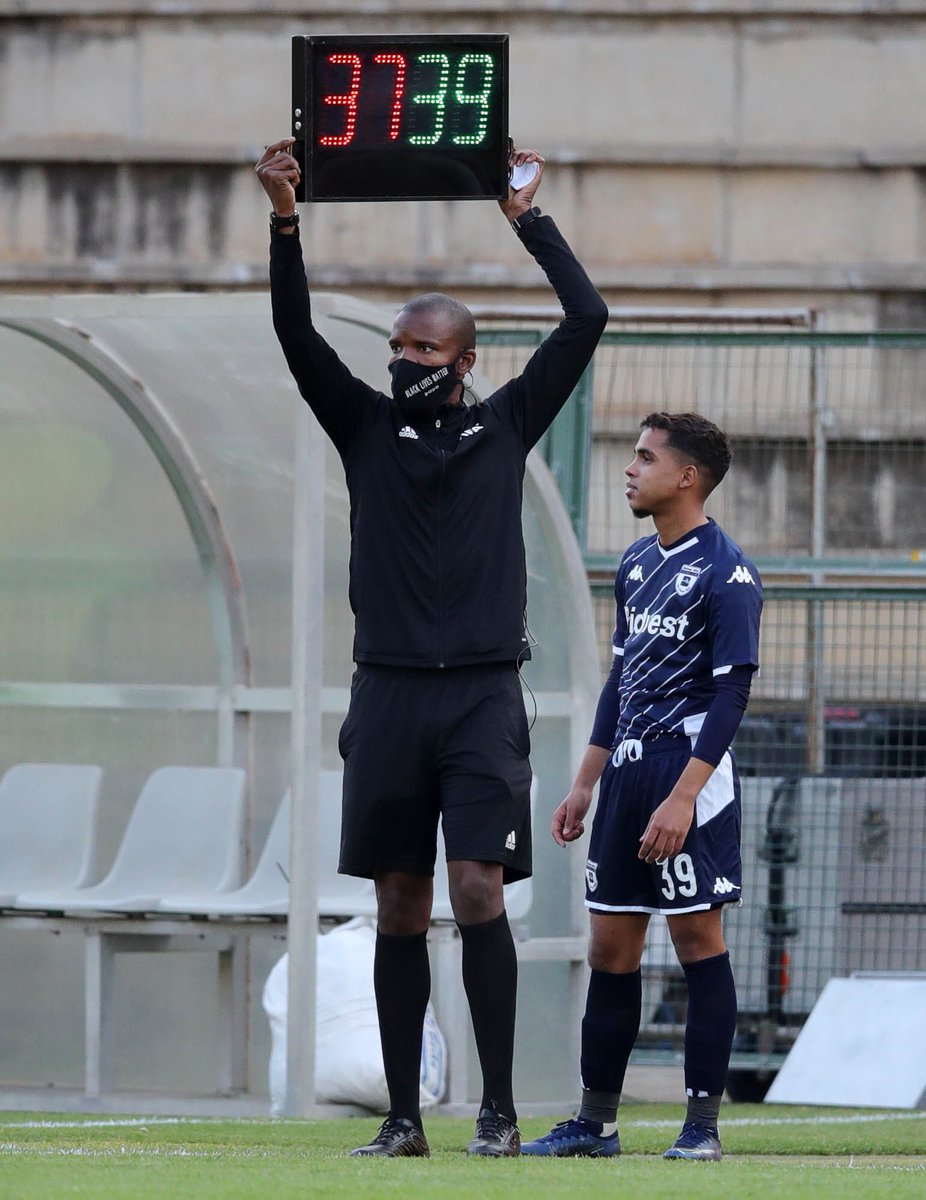 BidvestWits's tweet photo. Bidvest Wits academy graduate Janovane September made his debut for #TheCleverBoys yesterday. 

Welcome to the big league, Janovane: It's our pleasure to have you! 👏🏾

#Nakanjani #AbsaPrem ⚪️🔵 https://t.co/MY8qokk4Hs