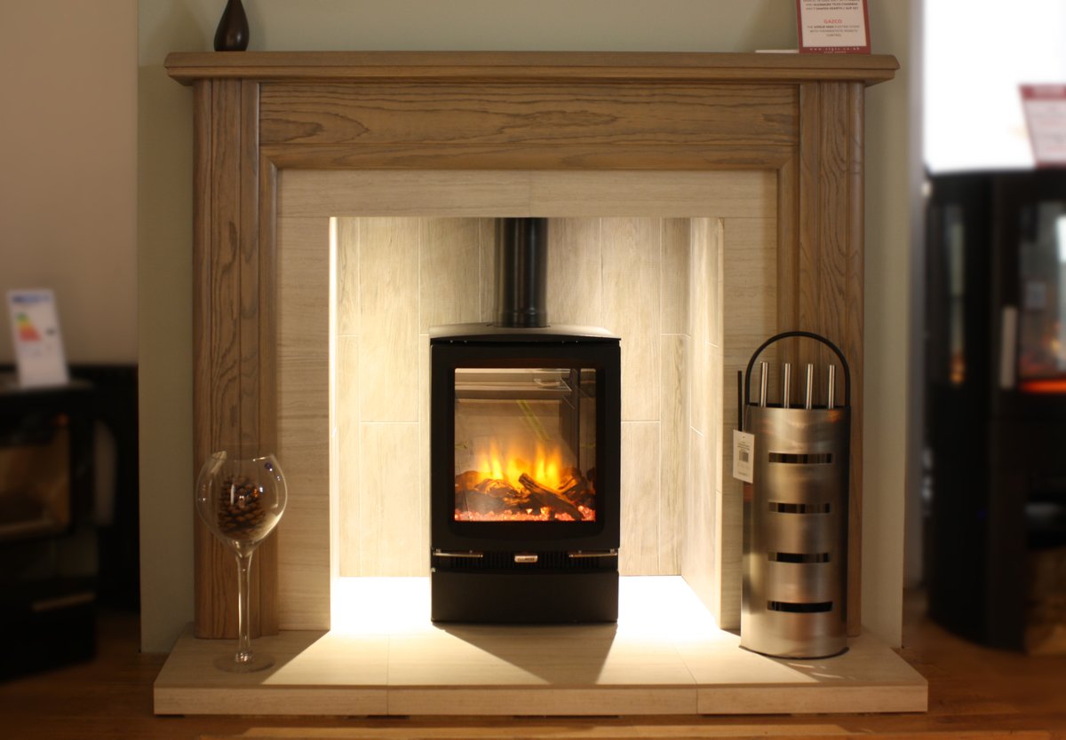 Zigi's Fireplaces (@zigisstoves) on Twitter photo A great pic of our <a href="/StovaxGazco/">StovaxGazco</a> Vogue Midi electric stove set in <a href="/OERFireplaces/">O.E.R FIREPLACES</a> Glenmore surround and chamber in our #Norwich showroom. Visit one of our 6 locations today to see the Vogue Midi and our OER collection in person.
#fireplace #warm #cosy #home A great pic of our <a href="/StovaxGazco/">StovaxGazco</a> Vogue Midi electric stove set in <a href="/OERFireplaces/">O.E.R FIREPLACES</a> Glenmore surround and chamber in our #Norwich showroom. Visit one of our 6 locations today to see the Vogue Midi and our OER collection in person.
#fireplace #warm #cosy #home