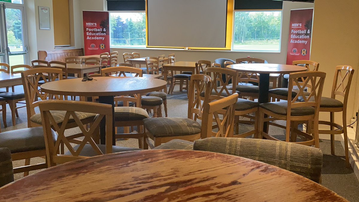 Ambers Bar &amp; Cafe  Opening Hours 

Tonight bar 5-11 cafe 6-9
Saturday Cafe 9-1 Bar 1-4 
Sunday Bar 11.30-3 ( early close due to function ) 

Monday - Thursday 6-10.30 

Please remember our covid guidance 👍