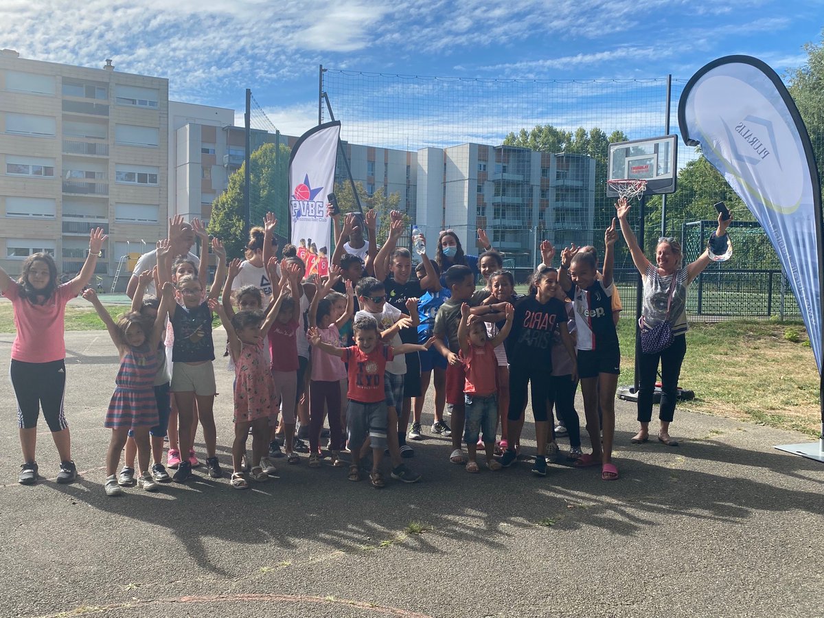 Merci <a href="/PvbcBasket/">PVBC</a> pour les animations🏀 à Baltiss, Brunetière, Croix-Maurin <a href="/Voiron_Ville/">Ville de Voiron</a> &amp; Champlong <a href="/MairieMoirans/">Ville de Moirans</a>
110 enfants ont partagé toute la semaine les valeurs de ce club phare du #paysvoironnais et bénéficié de places offertes pour les matchs &amp; camps multi-activités!