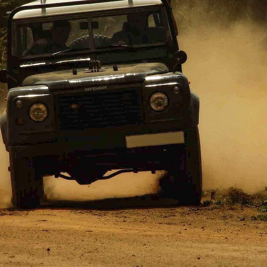 oncourse4wd's tweet photo. Training at OnCourse 4wd Site 🇺🇬
#rediscoverthisday
#4wding #oncourse4wd #4wd #4x4ever #4x4offroad #4x4life #4x4 #drivertraining #4wdtraining #offroad #roadsafety
#defensivedriving
#landrover #defenderpickup #defender110
#lro #landroverphotoalbum #la… https://t.co/yTgPpDWUZ0 https://t.co/FPB34OSFU5