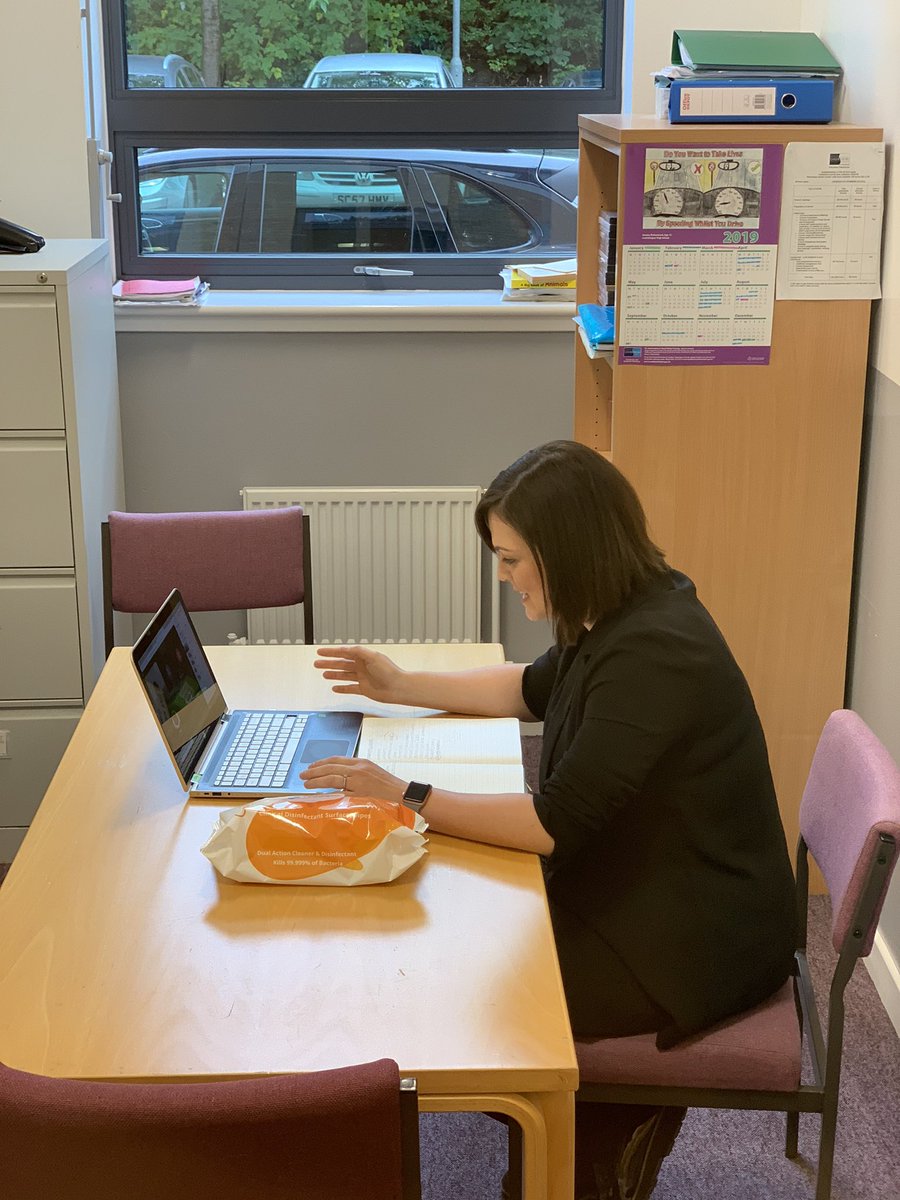 MctiernanMrs's tweet photo. Miss Murray’s first assembly, not to mention our first @UGSchool virtual assembly! Well done @missmurray_ugs 👏🏻 https://t.co/veSBILv7Z3