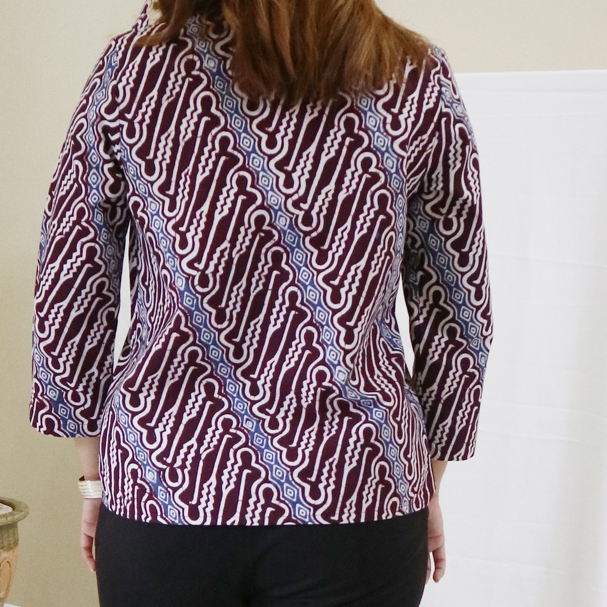 witness_co's tweet photo. BATIK NOVIA TOP
Perfection in simplicity that radiance within you. This Top will do that Job β₯
WB-BL-477 | Batik | Size : Fit to L | Ready
Click our BIO right now & choose Link WHATSAPP for Fast Response.
It's time to Shopping, Dear ~
#WitnessCollection
#IZONE https://t.co/W6MqHClnId