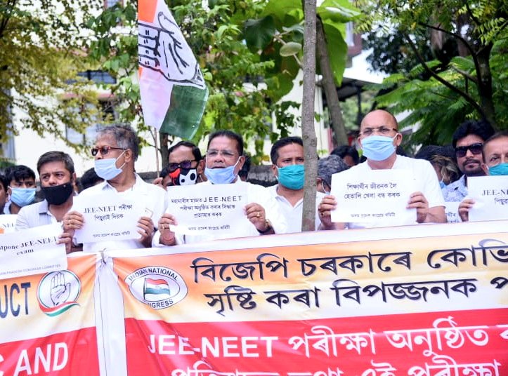 ripunbora's tweet photo. As per call of @INCIndia participated in the Protest Dharna program at TC Point Ghy. demanding to postpone the #NEET &amp; #JEE Exam in view of mass transmission of #Covid19 Virus.
#SpeakUpForStudentSafety 
#ProtestAgainstExamslnCOVID 
#INDIAunitedtoPostponeJEE_NEET https://t.co/V21z4fnY3A