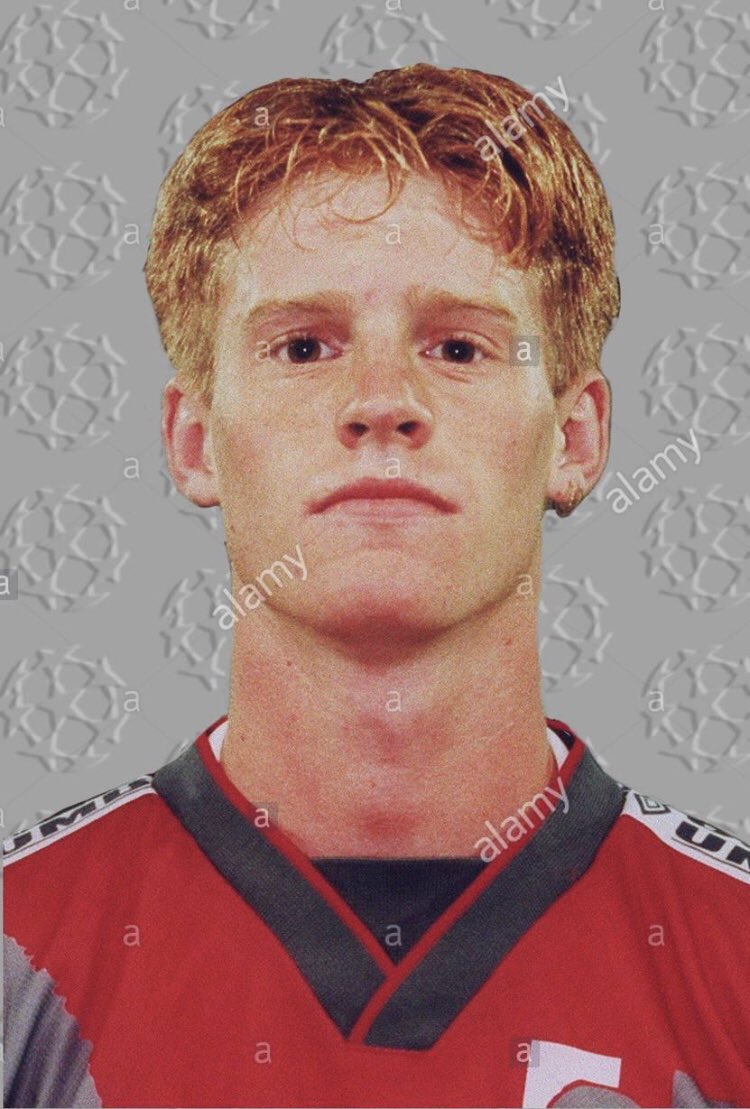 Het blijkt de internationale dag van roodharigen te zijn. Roodharige strijders bij <a href="/AFCAjax/">AFC Ajax</a> o.a <a href="/johnvanloen/">john van loen</a>