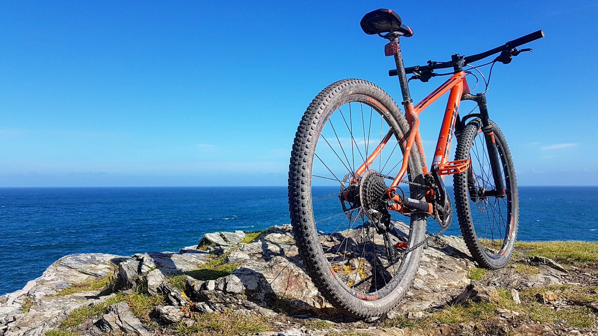 DesignDave's tweet image. Another great year riding around Cornwall thanks to @TrekBikes and my trusty Superfly7. Looking forward to next year already.... #trek #trekbikes #treksuperfly #superfly7
#mountainbiking