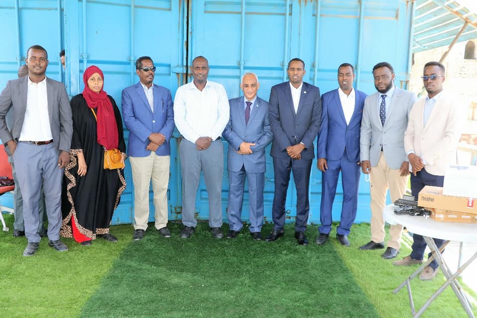 In an effort to strengthen the <a href="/MogMunicipality/">BRA Office</a>’s emergency management systems for faster and more effective disaster prevention and responses, @mohadm_Somalia contributes to the establishment of a multi hazard early warning centre for Banadir Regional Administration (BRA).