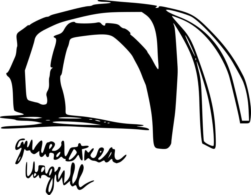 Barkatu kartelean nahastu ginen eta, kamixeta (15€)/poltsoetan (10€) agertuko den logoa hau izango da!
Perdón que nos confundimos en el cartel, el logo que sale en las camisetas (15€)/bolsos (10€) es este!
Formulario: forms.gle/5zosK7Ps367Jza…
#guardetxeabizirik