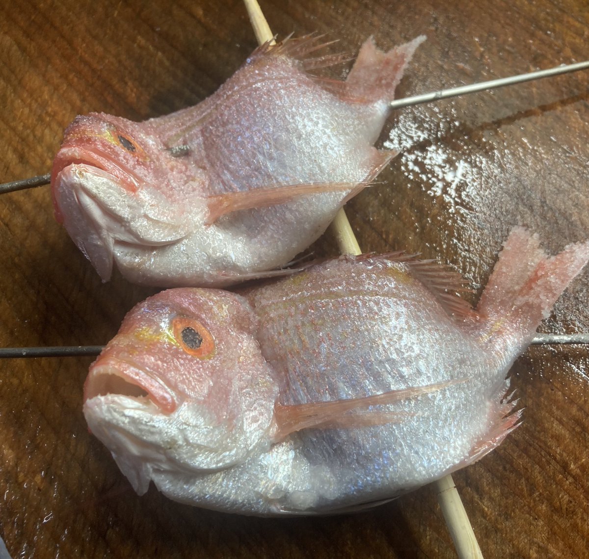 でん Ryokan Suigetsu チダイの塩焼き これから焼きまーす タイ チダイ 塩焼き 魚が食べたい