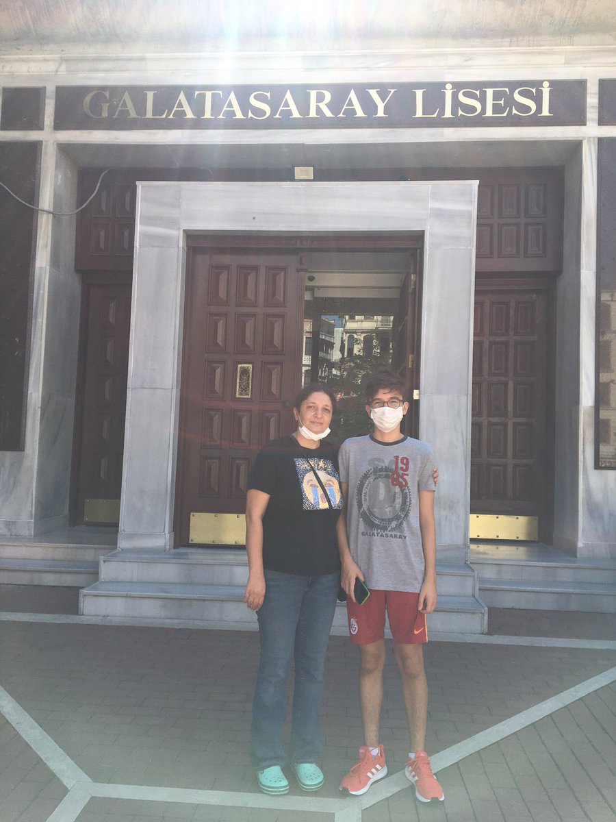 LGS maceramızın son, oğlumun evden ayrılışının ilk durağı. İnanılmaz bir gurur, çok büyük mutluluk ve biraz da olsa hüzün ve endişe ile....#galatasaylisesi