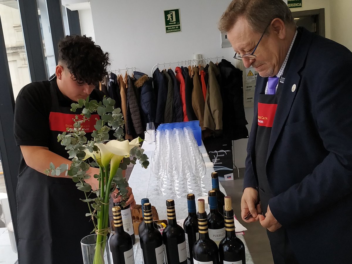 Preparando nuevas experiencias en ESCUELA ESPAÑOLA DE CATA l #Experiencia, #Profesionalidad e #Independencia I Formación #presencial, #semipresencial y #online I Calle Mártires Concepcionistas, 19 #Madrid I Cursos bonificados por #Fundae escueladecata.com🍷🍷🇪🇸🇪🇸 ✅✅