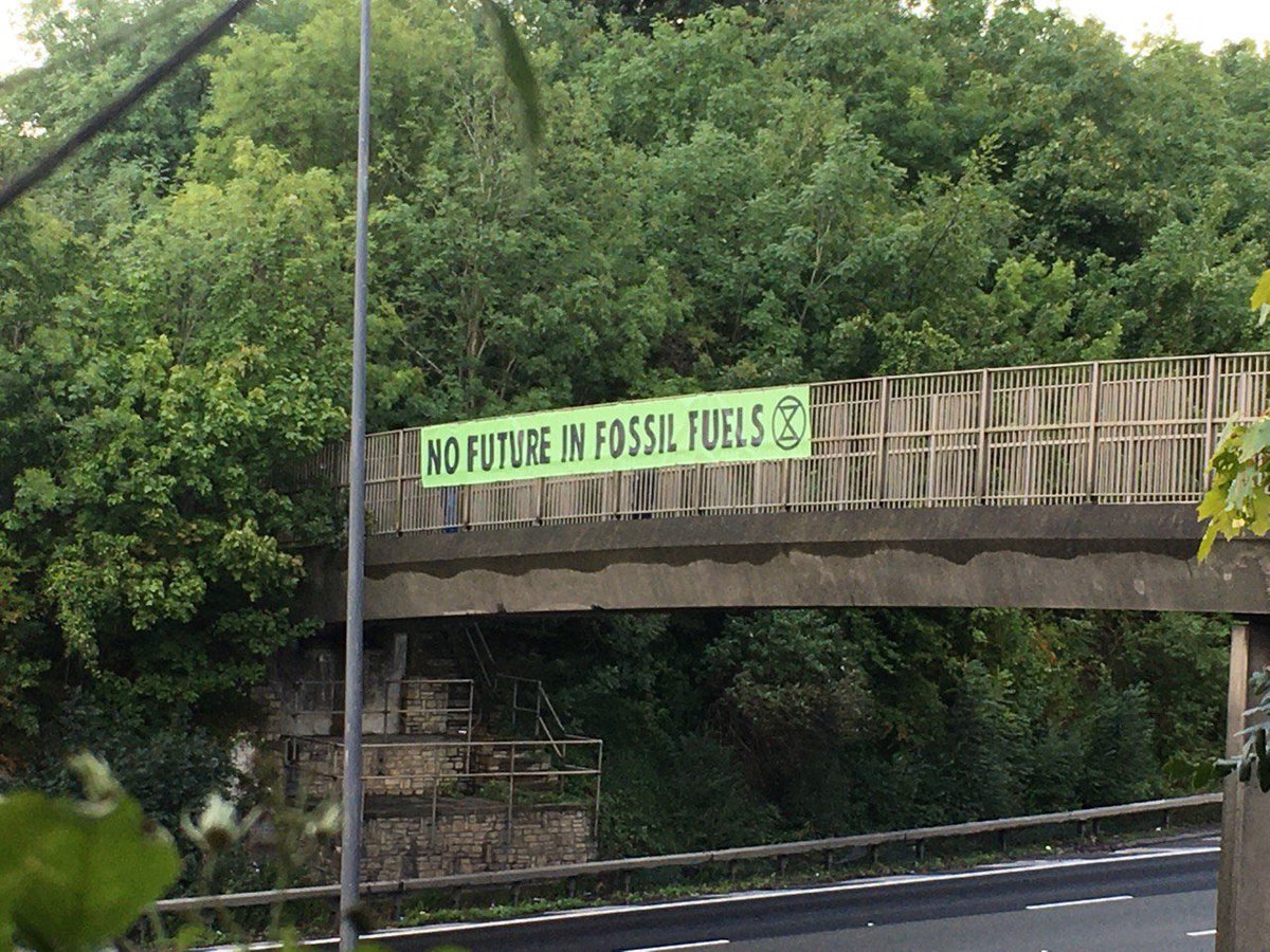 There’s #NoFutureInFossilFuels We must #ActNow! Across South East England and across the country, the Rebellion has begun. #M25 #Leatherhead #Surrey