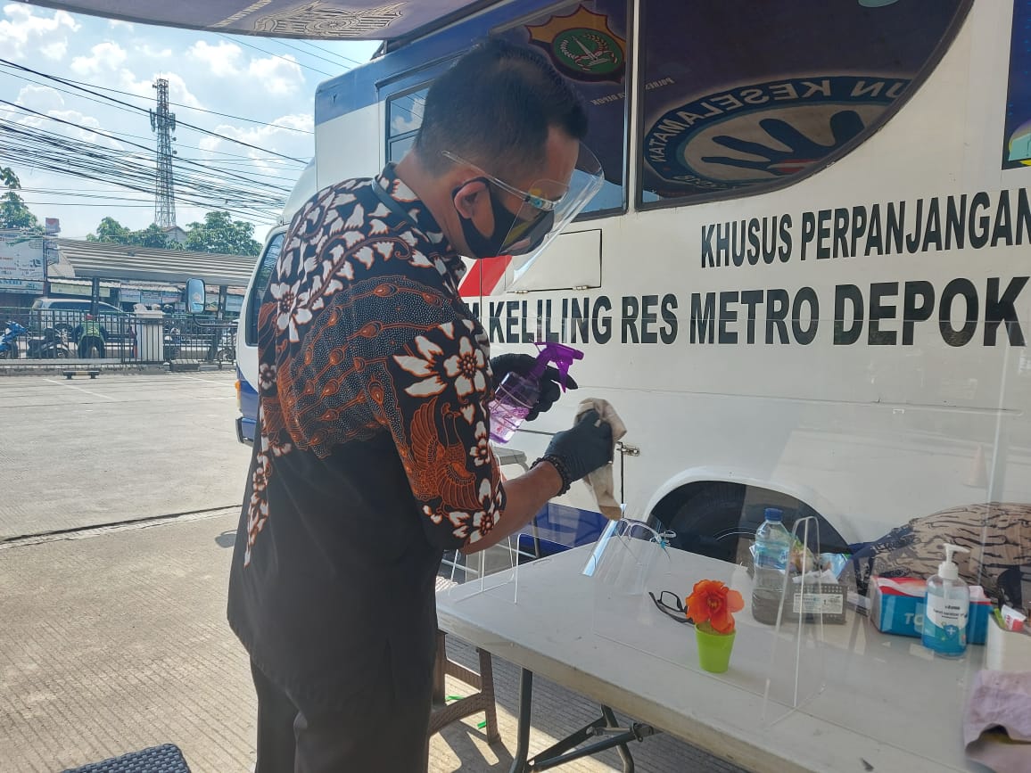 TMC Polres Metro Depok tweet media