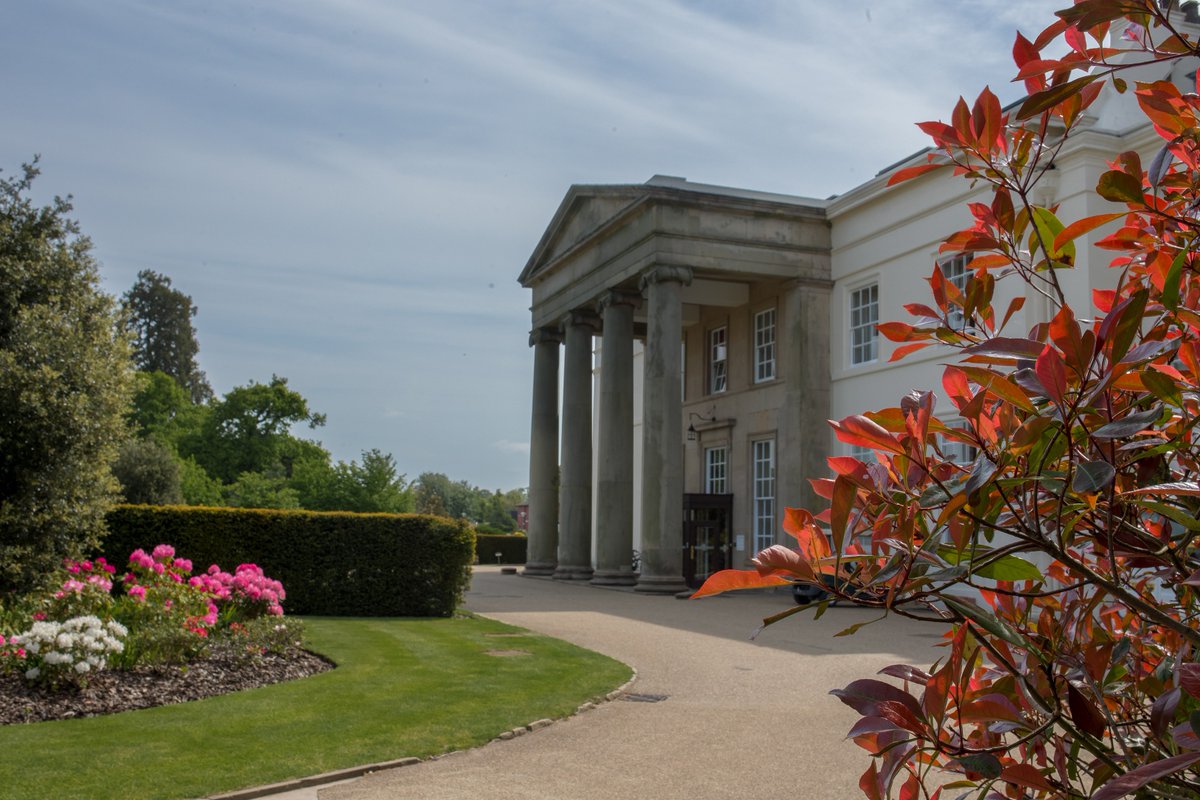 ConcordCollege's tweet photo. Looking forward to welcoming new and returning students and staff to Concord ahead of the start of term! Students will begin arriving over the course of this weekend and next week.

#WelcomeToConcord 😃🏛️ https://t.co/LA65uiBi4O
