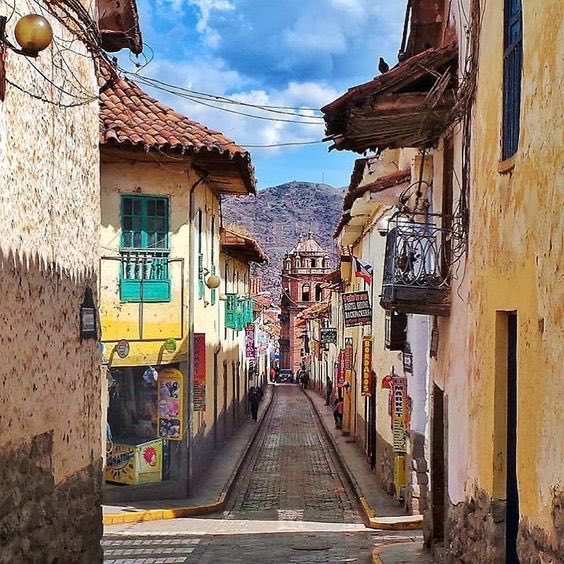backpackways's tweet image. A quiet day in the historic center of Cusco.

#Travel #travelphotography #travelgram #instatravel #travelling #travelblogger #traveler #traveller #photography #wanderlust #travels #photooftheday #instagood #trip #travelholic #travelphoto #travelers #beautifuldestinations