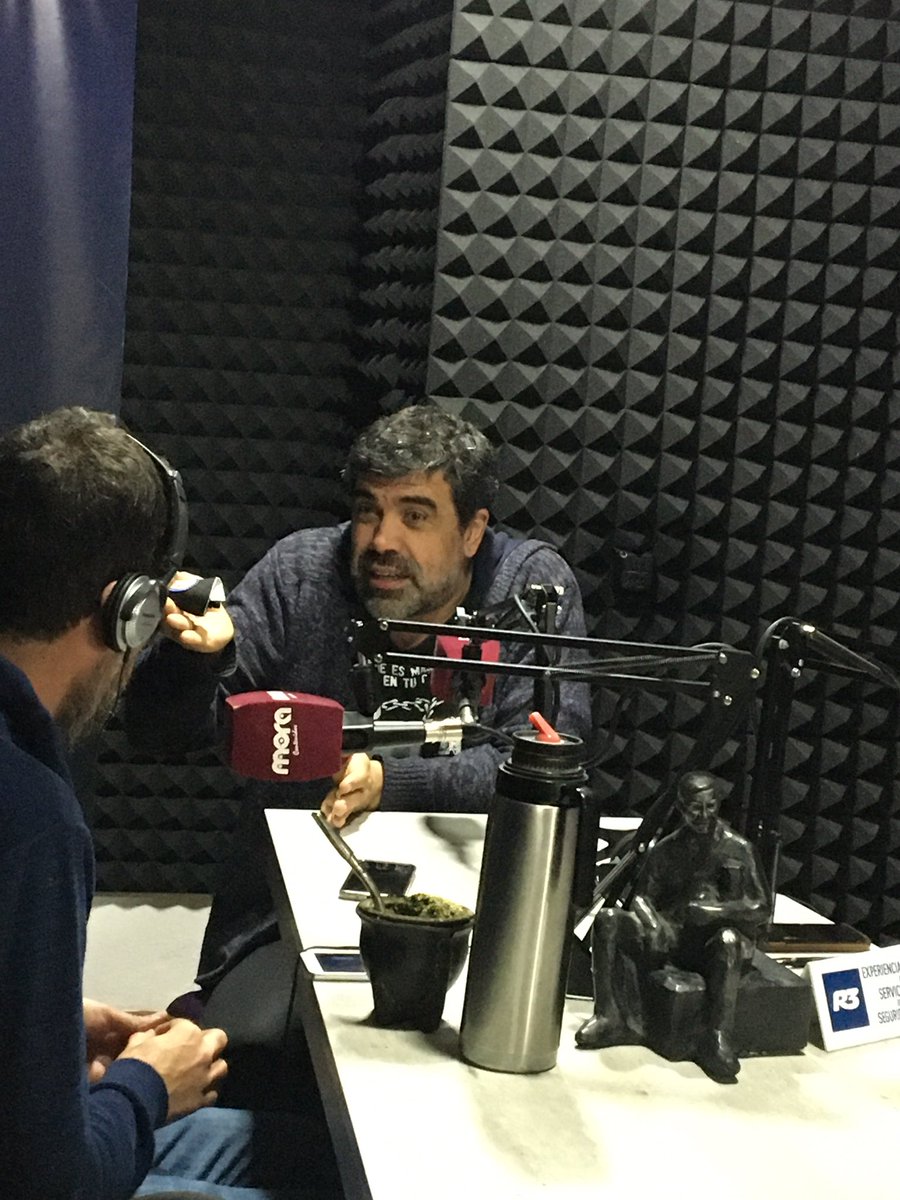 🗣 “El lineamiento de OPP plantea un recorte para los municipios. Como me podes sostener el compromiso con la descentralización si me recortás el presupuesto para un gobierno de cercanías. “
San José nos recibe y apoyamos a Battaglino intendenta 🔴🔵⚪️