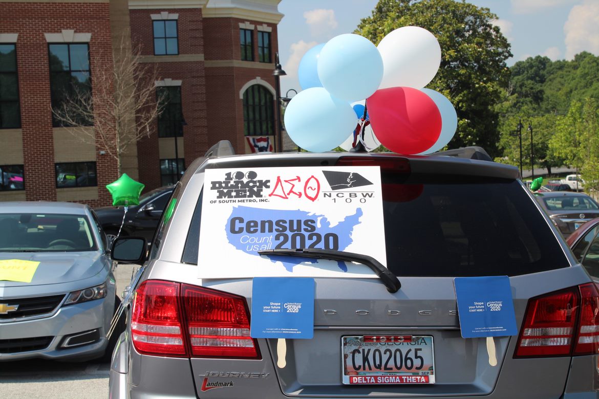 gacities's tweet photo. #GaCities love a community parade, so why not turn that into a #2020Census event? That is exactly what the @cityofeastpoint did and it was a huge success! Complete your Census today at https://t.co/9SIZPgdVeF #GaCounts https://t.co/Yg56KMUecT