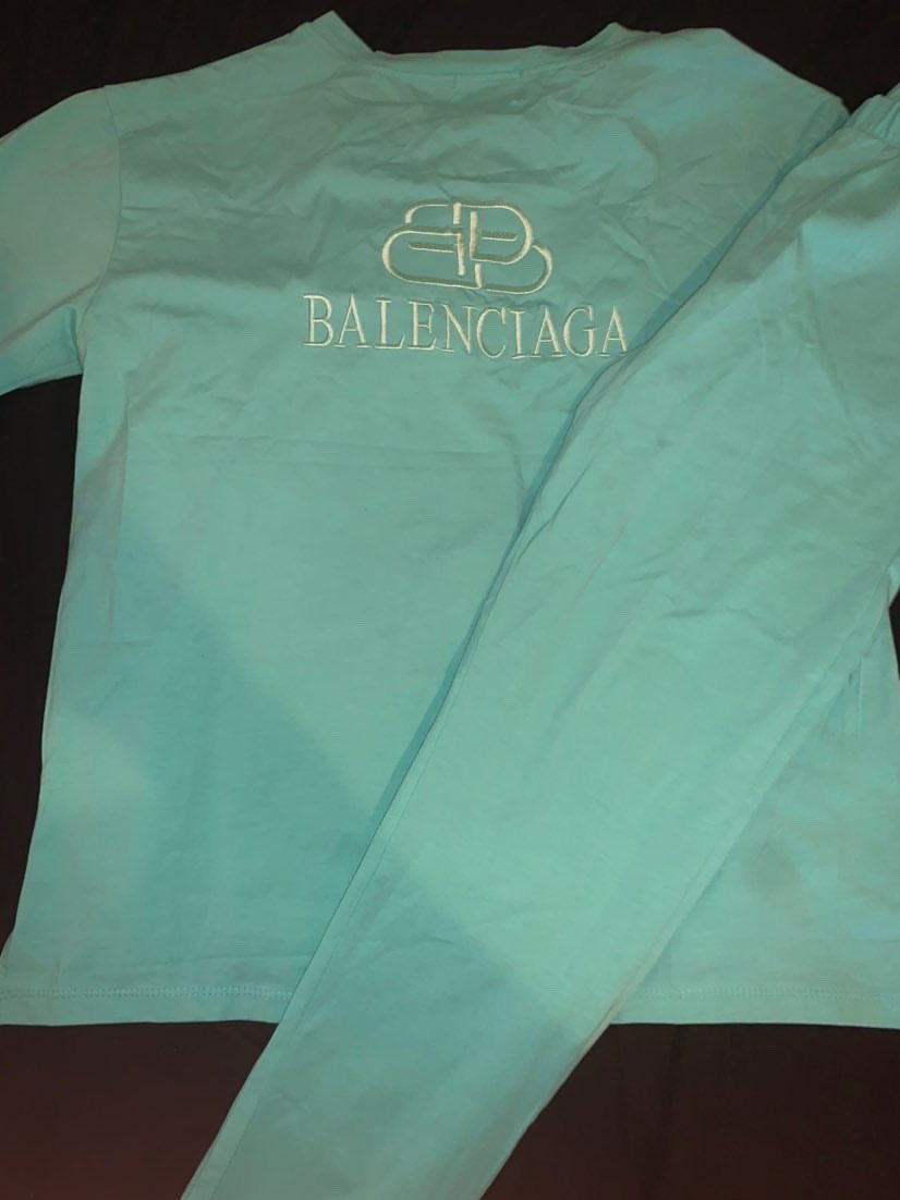 MR_YEEE's tweet image. #clothesplug