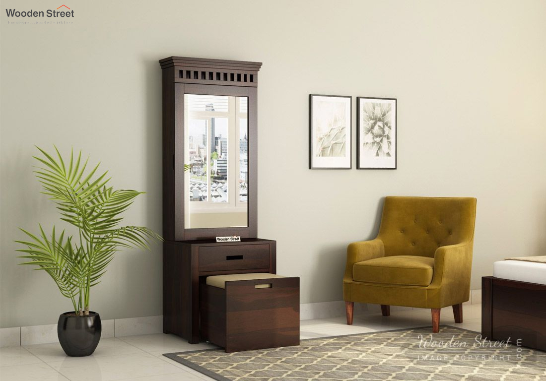 wooden_street's tweet photo. Except for being a practical piece of furniture, a dressing table is also a statement of style. Pick the perfect one for yourself. Buy Now https://t.co/hT1MkOR3Xy
.
.
.
.
#woodenstreet #furniture #furniturebondedwithlove #dressingtable #dressingtables #makeup #roomdecoration https://t.co/5Lq5zQzUVA