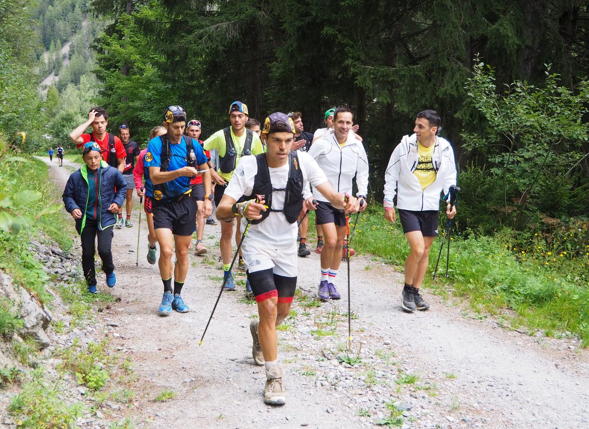 #Breaking20 |📍Vallorcine km153
⏱️ 18:24 (17:55:52)

🔺Recta final per a <a href="/paucapell/">Pau Capell</a>‼️Tot i el notable cansament i patiment, li resta afrontar l'exigent ascens a Tête aux Vents i tindrà Chamonix a tocar.
"Ho acabaré amb dos collons!"

📷 Sortint de Trient