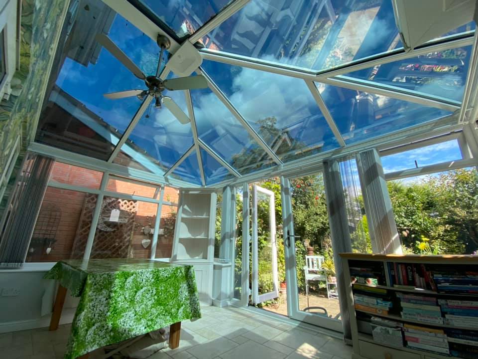 thesolarsentry's tweet photo. The heat and glare in this Droitwich #conservatory was making it unusable. Solar Sentry applied solar control window film and now it is cooler and far more comfortable to enjoy year round!

Get in touch to see how we can help make your conservatory more comfortable in the summer! https://t.co/vAm1Y9H4cp