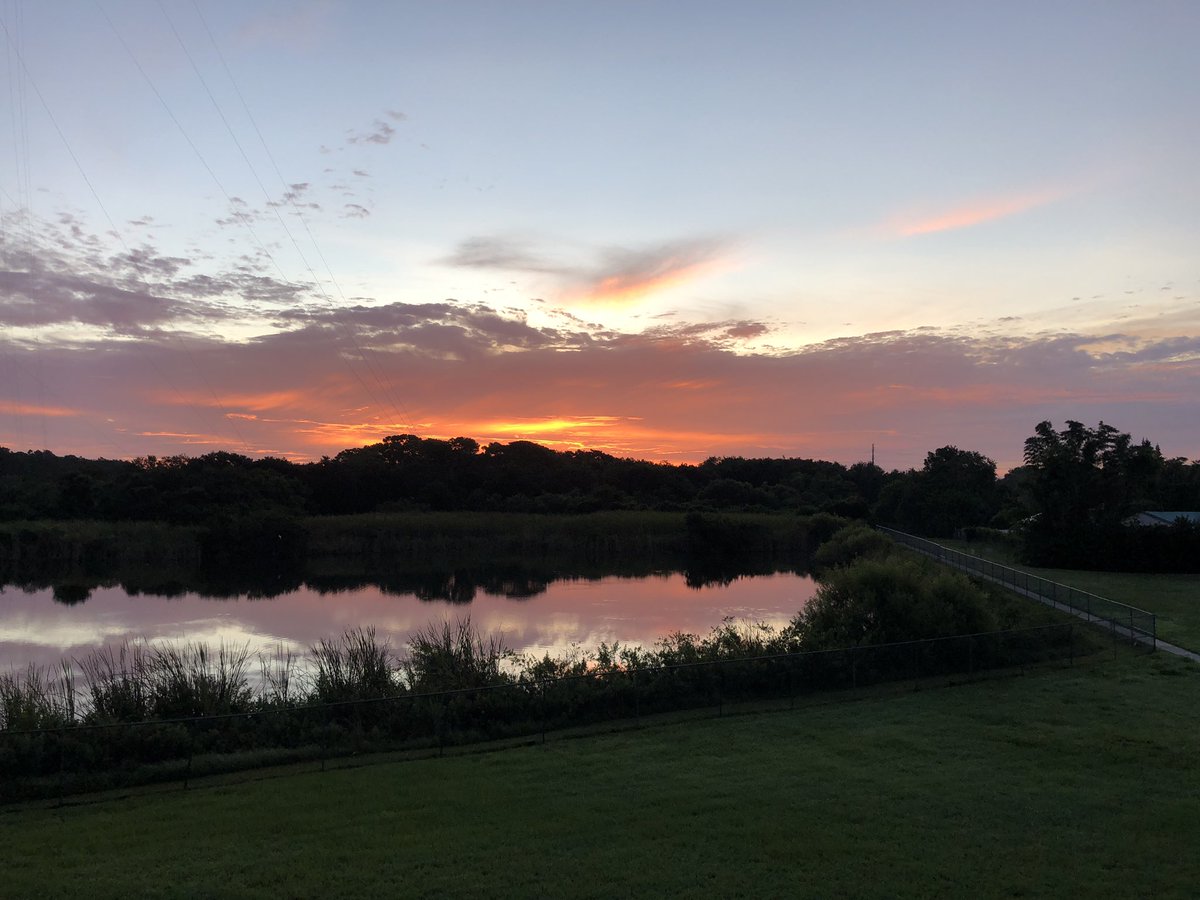 GettyStewart's tweet photo. Beautiful day at! @PRSMS_Eagles https://t.co/hEpRLoXsil