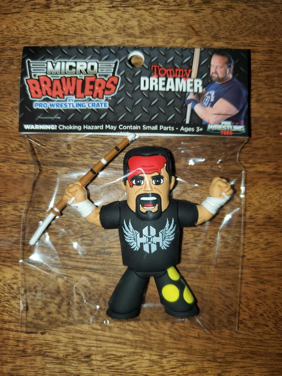 It's #FollowFriday!  

Giving this kick ass Microbrawler away!

Just Follow and TWEETER BACK with a GIF of your favorite #ECW Talent!