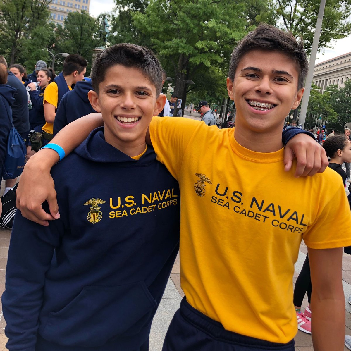 TheNavyMile's tweet photo. We’re excited to share that the Navy Mile is going virtual in 2020! Race where you are, when you want between October 1 - 13! Register now to win one of our weekly gift raffles &amp; support the Sea Services! https://t.co/mBGQZIz42Y https://t.co/WY2t8DdEUD
