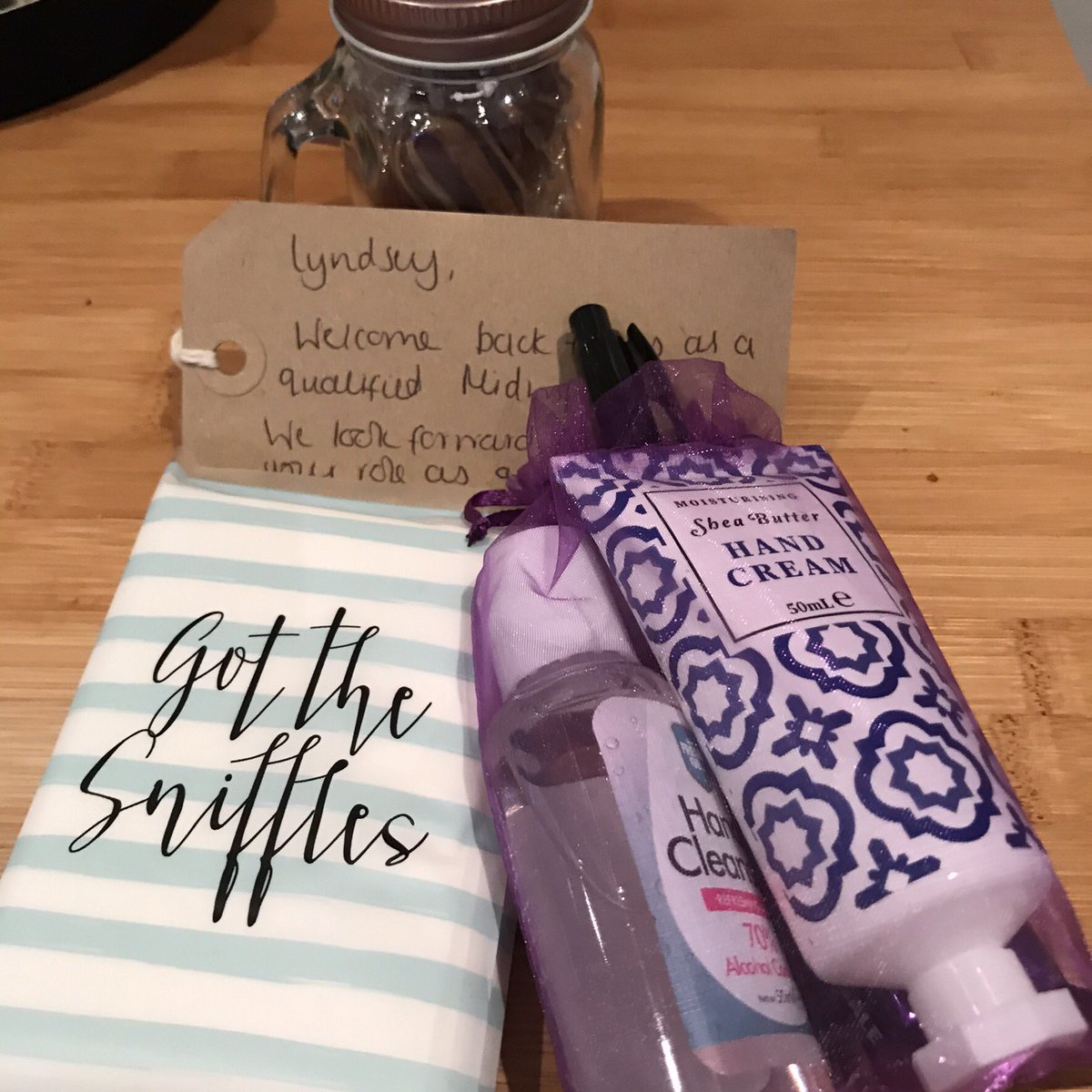 BloxsomeLbloxy's tweet photo. Such a lovely Welcome meeting @gloshospitals maternity yesterday for us NQM lovely to feel so welcome and meet the other new starters, it’s the little touches like this that mean a lot can’t wait to start. https://t.co/izVtj07LIC