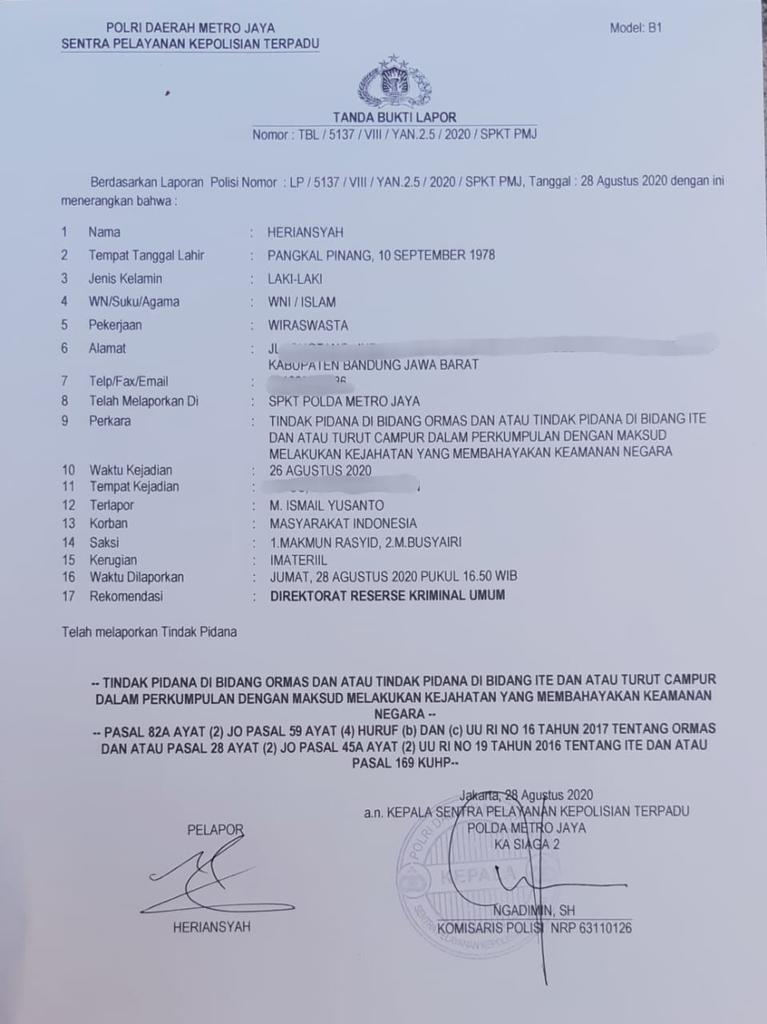 Breaking News !

Ada mantan pengurus HTI, Heriansyah namanya, pernah menjabat sebagai Ketua DPD HTI Bangka Belitung hari ini telah melaporkan Ismail Yusanto ke Polda Metro Jaya

Semoga ngandang deh~