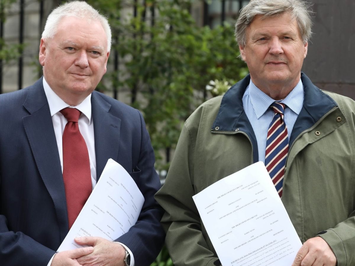 Séamus Woulfe, Phil Hogan, Séan Mulryan, Séan Dunne and the Curious Case of a Compulsory Purchase Order in Wicklow   https://www.facebook.com/696488343697165/posts/3566724203340217/  #SeparationOfPowers  #BlurredBoundaries  #GolfGate