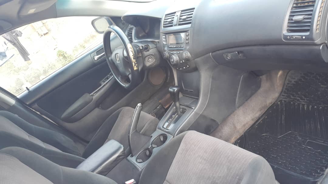 AutosGidi's tweet photo. Well Maintained Honda Accord EOD 2004 model. 4plugs 700k (non negotiable) Car Location:Alimosho Lagos. Call or Whatsapp us:07035997641 
@Dammyxino1 @Olatunjiolajide @oris616 @disejos @KingsmenAuto @CarDealerBot @Larriy___ @Muhammadumarrrr @Naijautotraders  #cheapcarsinlagos https://t.co/SnpTKpcf3l