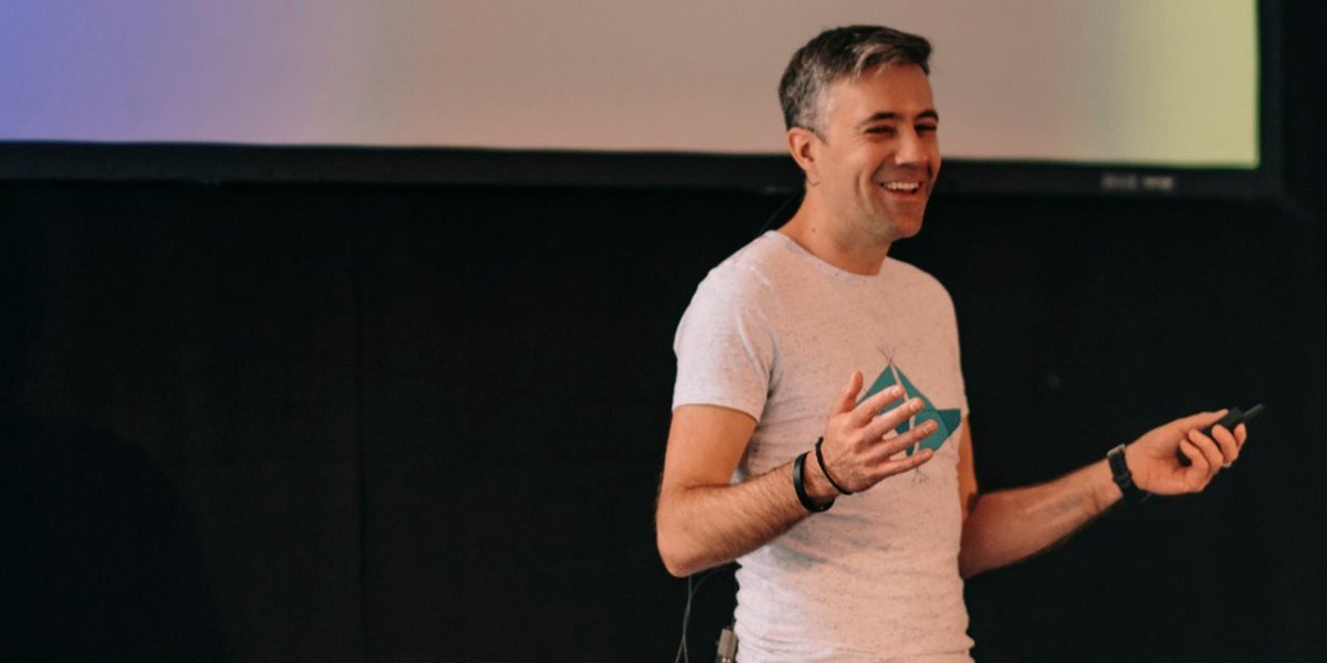 com&co (@comcoagency) on Twitter photo Groot nieuws: vanaf oktober versterkt <a href="/reinharddemilt/">Reinhard De Milt</a> β vandaag chief marketing officer (CMO) bij Teamleader β de rangen van com&co.π Als chief growth strategy zal hij bedrijven adviseren en helpen om groei te realiseren via content. bit.ly/2QvYxlA Groot nieuws: vanaf oktober versterkt <a href="/reinharddemilt/">Reinhard De Milt</a> β vandaag chief marketing officer (CMO) bij Teamleader β de rangen van com&co.π Als chief growth strategy zal hij bedrijven adviseren en helpen om groei te realiseren via content. bit.ly/2QvYxlA