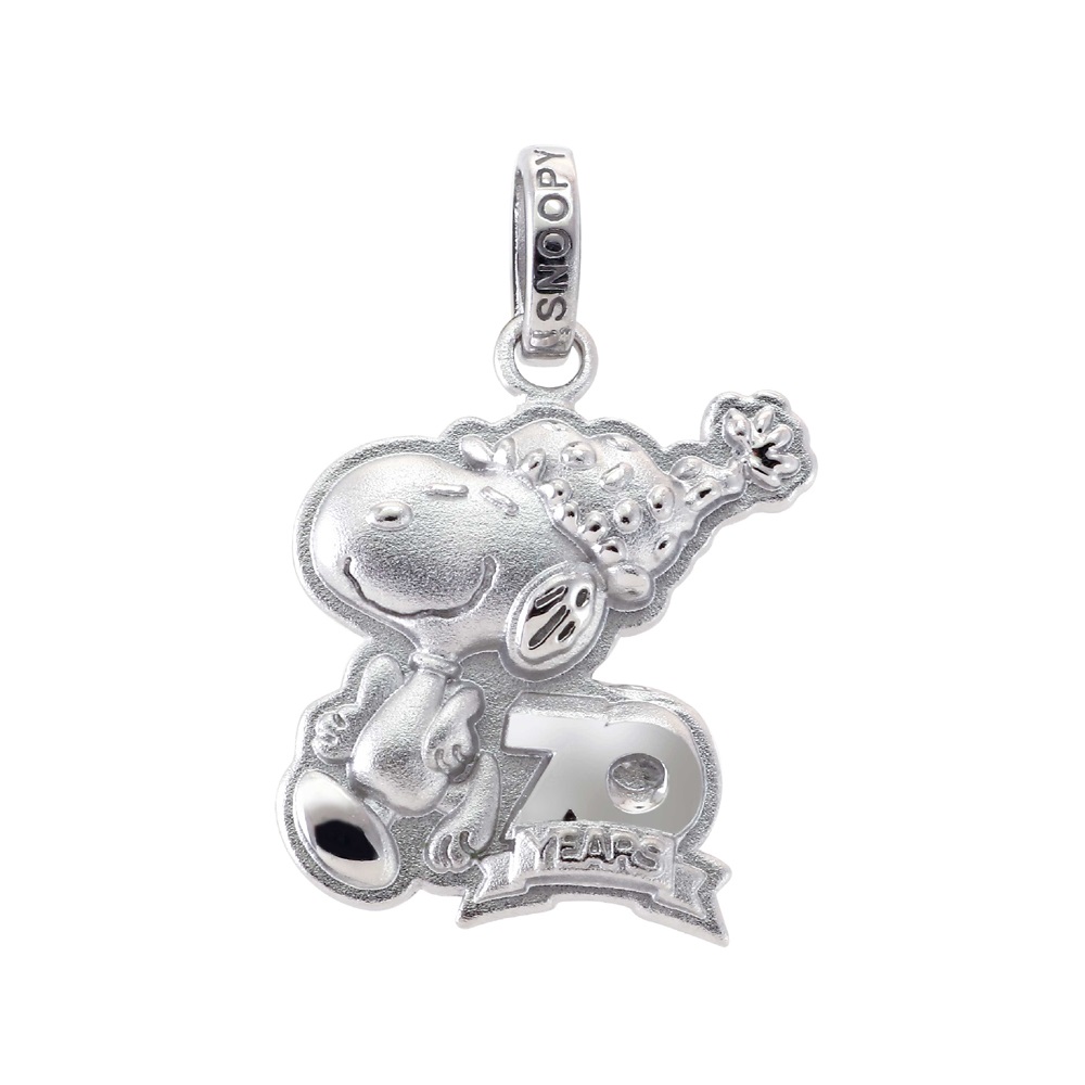 SnpyOnly's tweet photo. Peanuts 70th Anniversary Sterling Silver Pendant
Licensed Peanuts Products!
World Wide Shipping✈️
https://t.co/UjzDenJBgM

#snpyonly #snoopy #peanuts #peanutsgang #peanutslover #snoopygrams #snoopydog #snoopylover #snoopylove #homedecor #peanutscomics #charliebrown  #jewelry https://t.co/oNhdzYzK3g