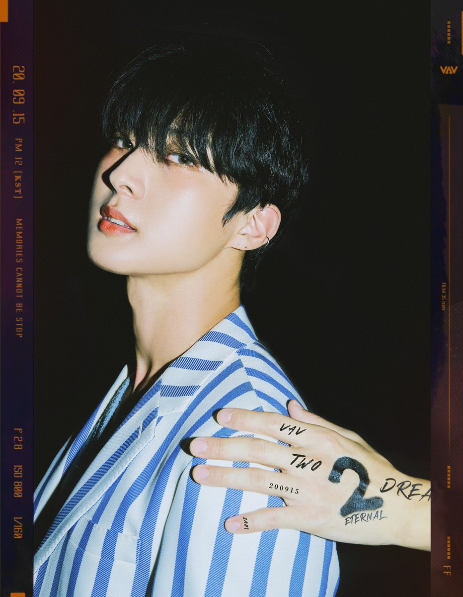 Frame_zero_ace's tweet photo. 𝑴𝑬𝑴𝑶𝑹𝑰𝑬𝑺 𝑪𝑨𝑵 𝑵𝑶𝑻 𝑩𝑬 𝑺𝑻𝑶𝑷.｡.:*☆

𝐌𝐀𝐃𝐄 𝐅𝐎𝐑 𝐓𝐖𝐎
𝟐𝟎.𝟎𝟗.𝟏𝟓 𝐏𝐌𝟏𝟐 𝐑𝐄𝐋𝐄𝐀𝐒𝐄

#VAV #ACE https://t.co/vK9H0qV4ke