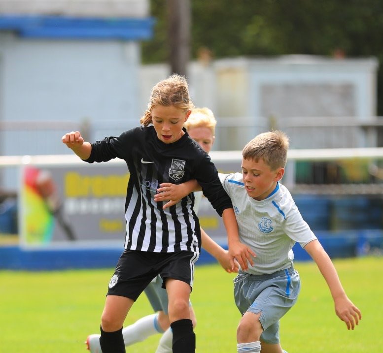 Pleasing to see the number of teams participating in the BWCI Festival of Football this weekend. 

Seven clubs involved with a total of 48 teams across 4 age groups. 

Fixtures begin at 10am tomorrow at Victoria Avenue Playing Fields.