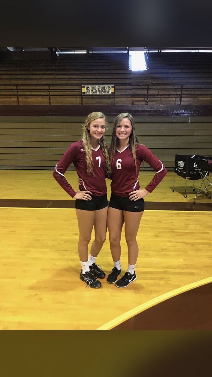 megan_fry77's tweet photo. Happy Birthday pretty❤️ so thankful for all our of volleyball memories and always laughing together. You’re lucky I’m not posting the videos I have of you;) I hope you have the best day! Love you😘 @quincystrefling https://t.co/8DHyFIeX84