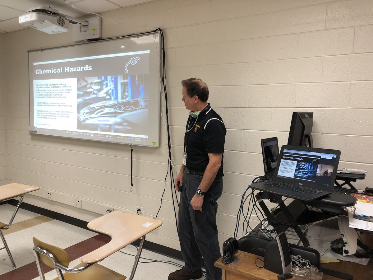New Age Instructing? <a href="/JeffreyKleven/">Jeffrey Kleven</a> is the Automotive T @SHHS_JCS making it all come together with virtual instructing. Innovation. He’s the MAN. #JCSALLIN
<a href="/jcityTNschools/">JohnsonCitySchools</a>
#JCSTechleads