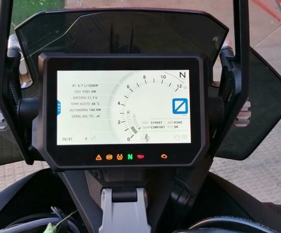 #URGENTE En venta esta moto de un guardia civil que le han diagnosticado cáncer. 

La venta es por una buena causa. El dinero irá destinado a su tratamiento en Navarra. 

Se ruega difusión. 

Más info 👉 milanuncios.com/motos-de-carre…