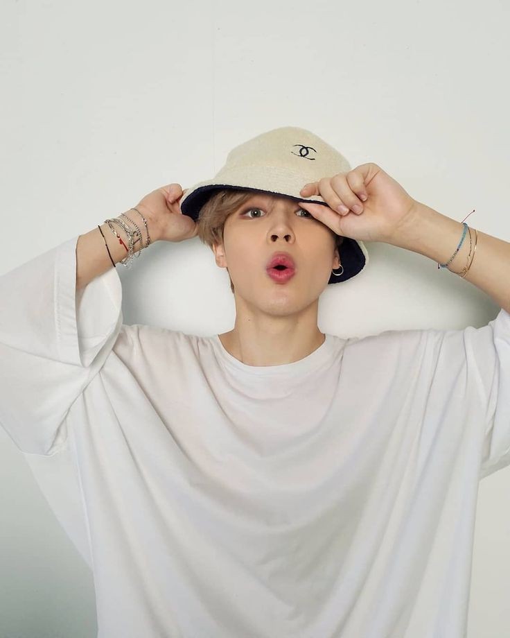 FIC BTS tweet media