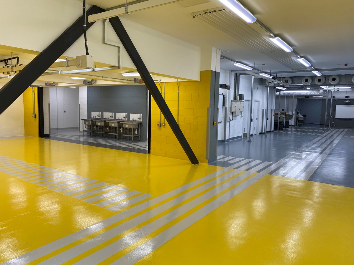 Workspacedb's tweet photo. 1/2 We're thrilled that our project at @SolihullCollege 's
Woodlands Campus has achieved PC ✅
This project kicked off at the beginning of the pandemic. So more than ever, consistent support from the whole project team was paramount to its success. https://t.co/UkB81YcXx1