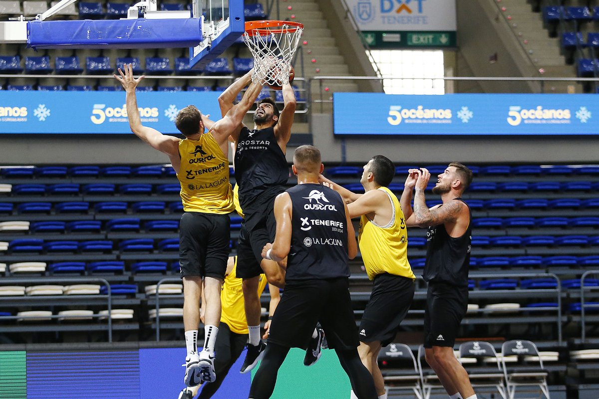 CB1939Canarias's tweet image. 💪🏀 Sigue la puesta a punto

💛🖤 #VamosCanarias