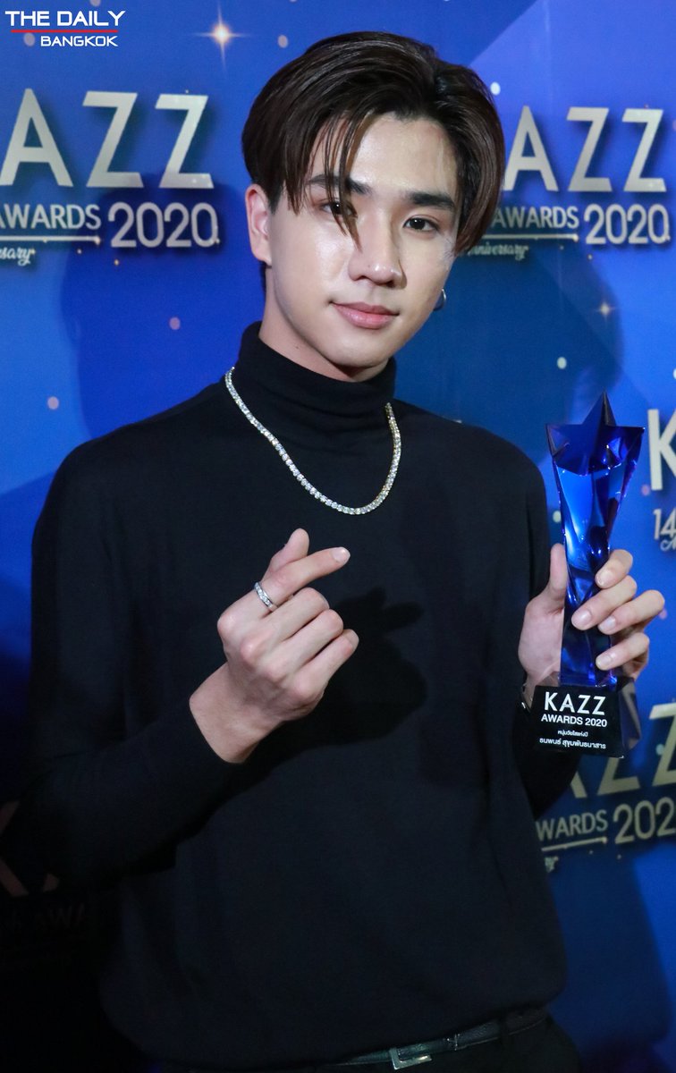 MAYPPE65640849's tweet photo. Congratulations to IG 1.8M followers...🎉🎉🎉
You deserve it...👏👏👏
I believe more people will love you more than this...🖤
Still waiting to celebrate 500K on Twitter.. ✌️🖤
Always love you and miss you so much...🐯🖤

#ล้านแปดนี้ไม่มีโพแม่ https://t.co/mjJSigSoMJ