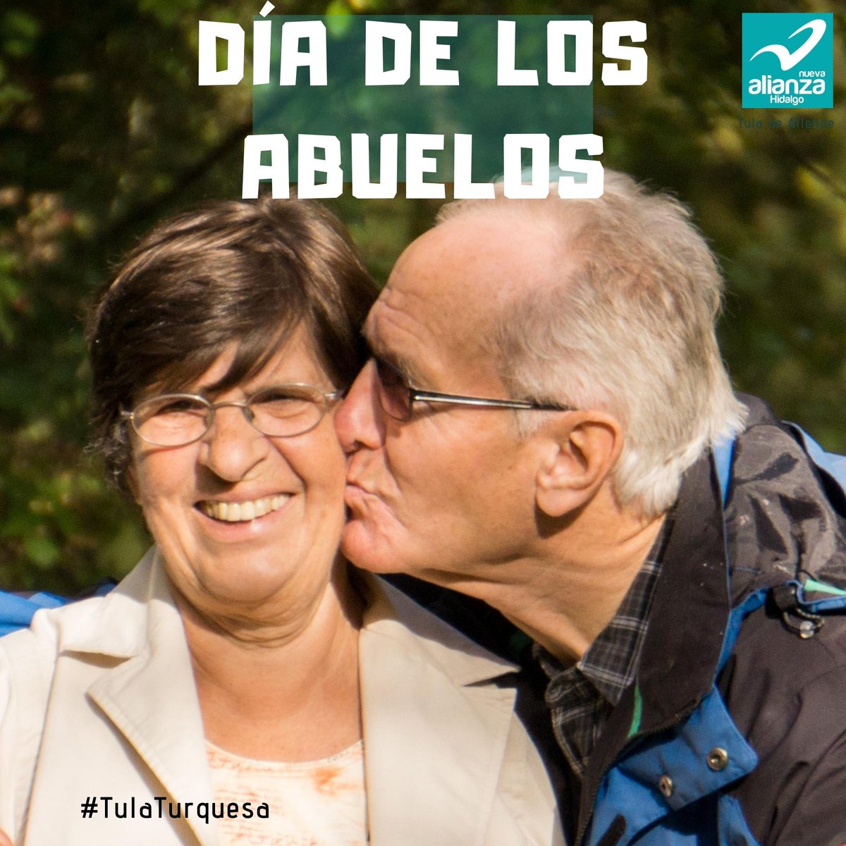 NuevaTula's tweet photo. Feliz día a todos l@s abuel@s !!! 
👴👵

Un gran abrazo Turquesa 💙

Luchemos para que  nuestros adultos mayores tengan mejor calidad de vida y seguridad.

#Aliánzate

#TulaTurquesa 💙 https://t.co/lVeUQmSymc