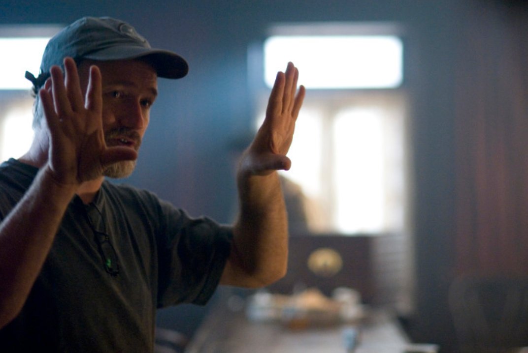 Happy Birthday to director David Fincher! What\s your favorite film he\s directed?  