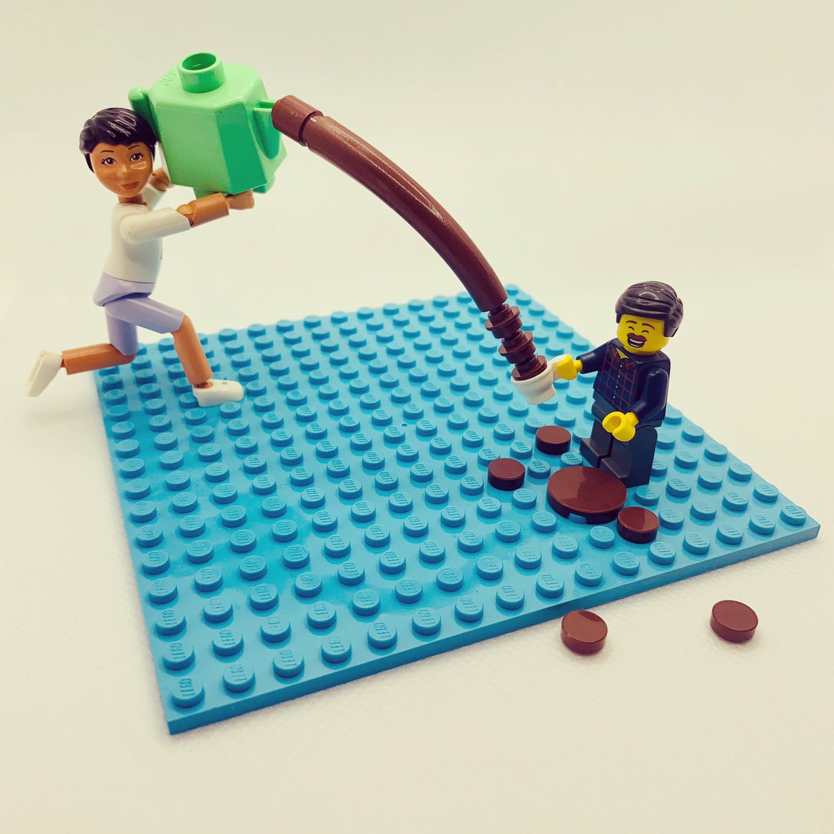 stubot's tweet photo. Quick build/photo for this week’s “mash-up” challenge. Search YouTube for ‘Tricky Bricks’ to see all the other wonderful entries. ☕️💦

#Duplo #Belville #TrickyBricks https://t.co/CqJIB13iqE
