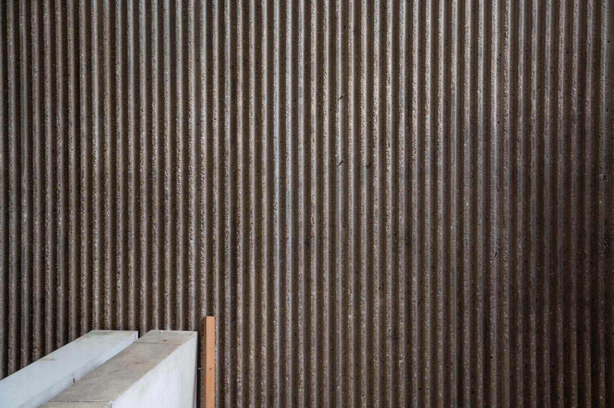 F_UrbanPhoto's tweet photo. Birmingham Central Library 1974 vacated and captured in 2014 - the concrete is being memorialised by #thepauseproject 2020-22 #concrete #memories https://t.co/Egbj0vCKah